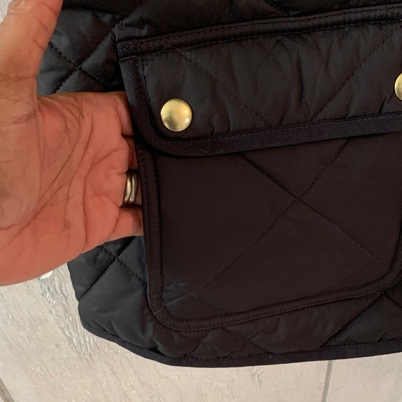 J.Crew Chic Signature Black Puffer Vest Fall Staple Sz L Gold Zipper EUC - Picture 9 of 11